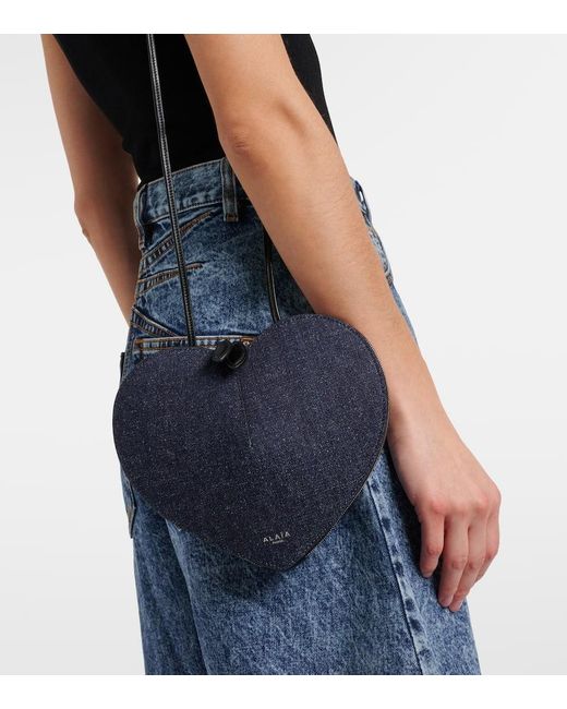 Alaïa Blue Schultertasche Le Cour Aus Denim