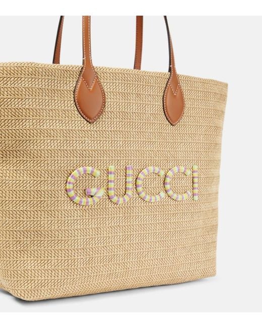 Borsa Medium effetto rafia con logo di Gucci in Natural