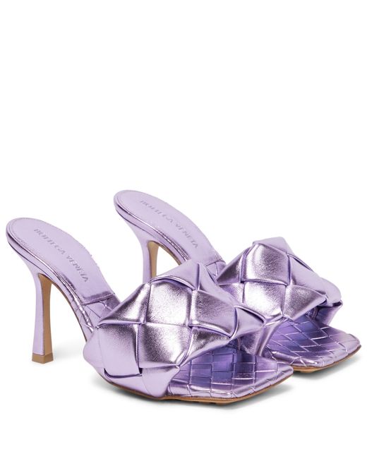 Bottega Veneta Lido Metallic Leather Sandals in Wisteria (Purple) | Lyst