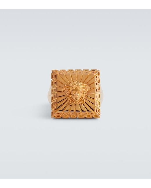 Versace Eckiger Ring Mit Medusa in Yellow für Herren