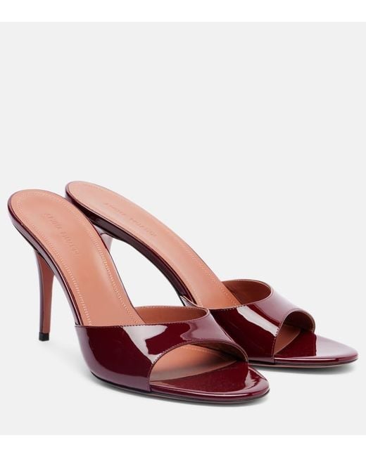 Mules Elodie 90 En Cuir Verni AMINA MUADDI en coloris Red