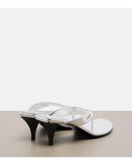 Gucci White Vittoria Metallic Leather Thong Sandals
