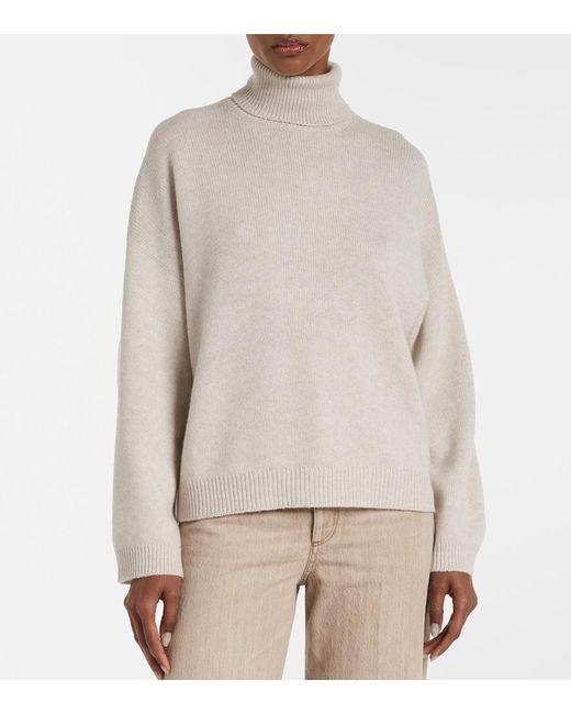 Brunello Cucinelli White Cashmere Turtleneck Sweater