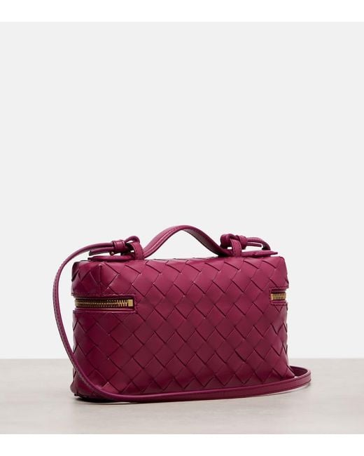 Beauty Case Bang Bang Small di Bottega Veneta in Purple