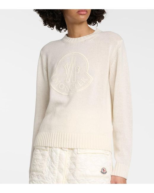 Moncler White Bestickter pullover aus kaschmir und wolle mit logo