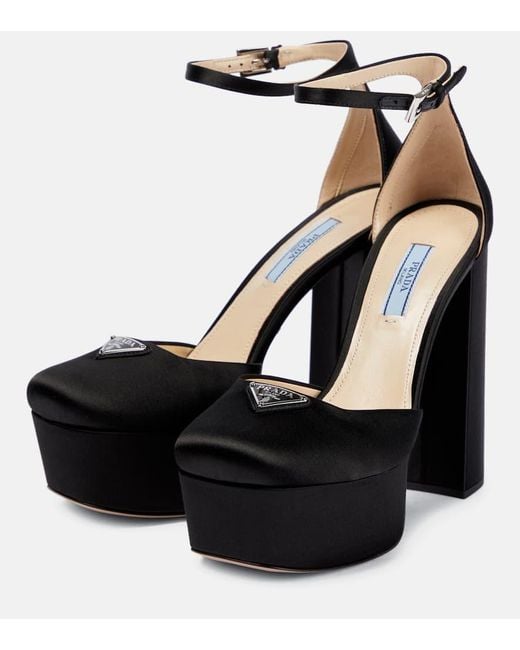 Pumps Con Plateau di Prada in Black