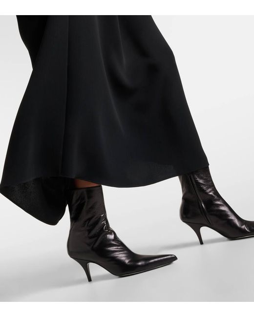 The Row Black Ankle Boots Sling aus Leder