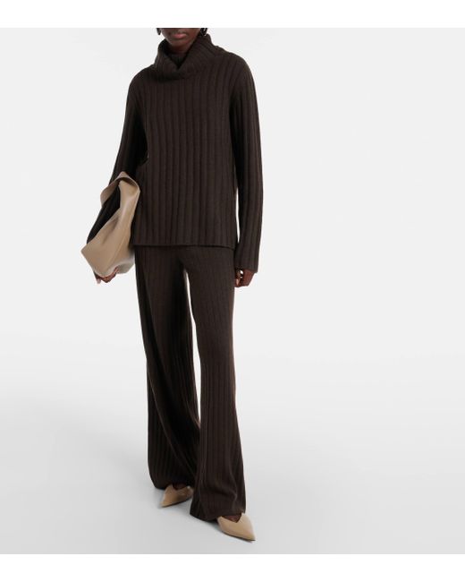 Lisa Yang Black Raphaella Turtleneck Cashmere Sweater