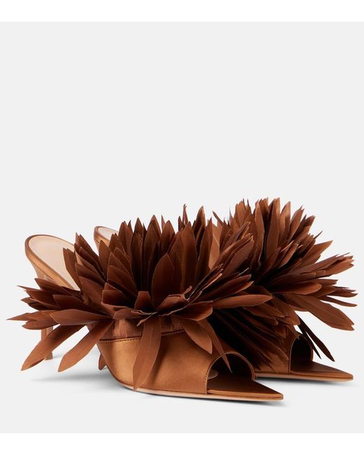 Mules Daniah 85 En Crepe De Satin Gianvito Rossi en coloris Brown