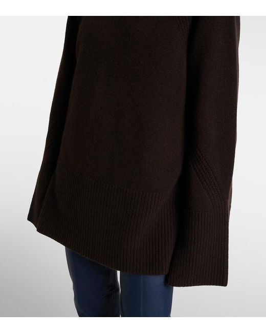 Joseph Black Loftus Cashmere Turtleneck Sweater