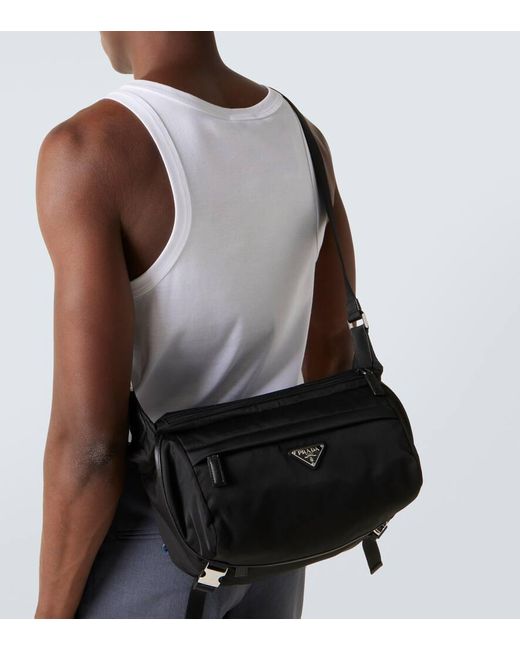 Prada Messenger Bag Aus Re-Nylon Mit Leder in Black für Herren