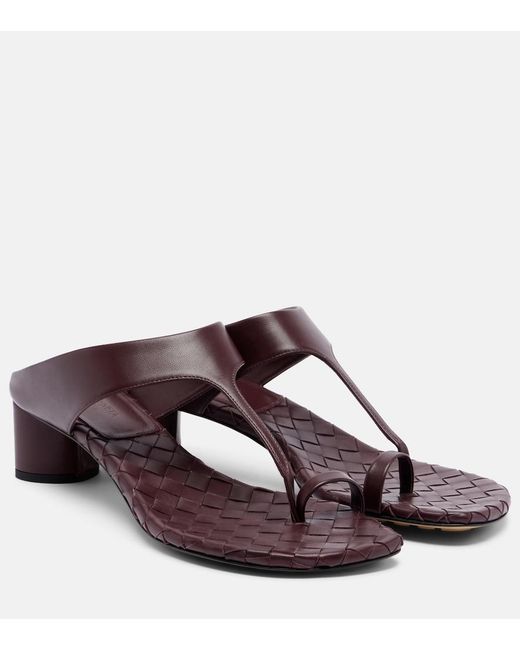 Bottega Veneta Brown Livia Intrecciato Leather Thong Sandals