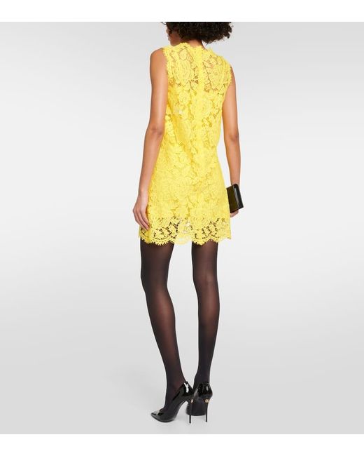 Vestido corto de encaje de mezcla de algodon Dolce & Gabbana de color Yellow