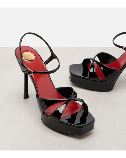 Sandalias Con Plataforma Debbie 85 De Charol Saint Laurent de color Red