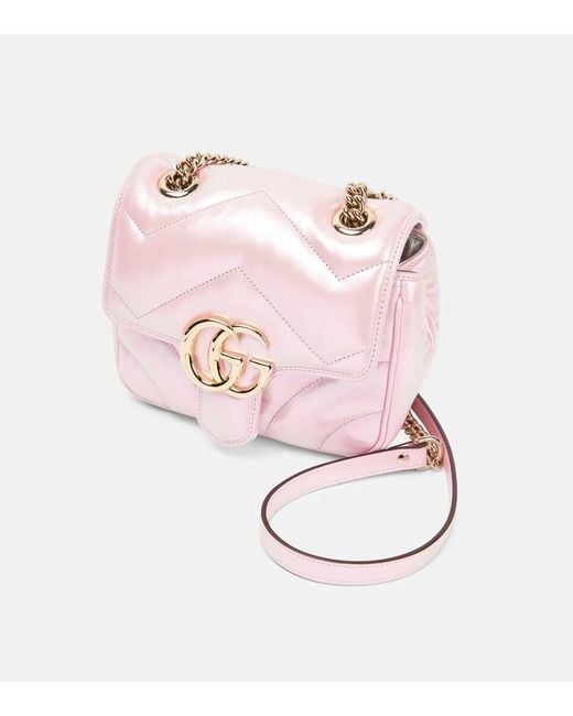 Gucci Pink Schultertasche GG Marmont Mini aus Metallic-Leder