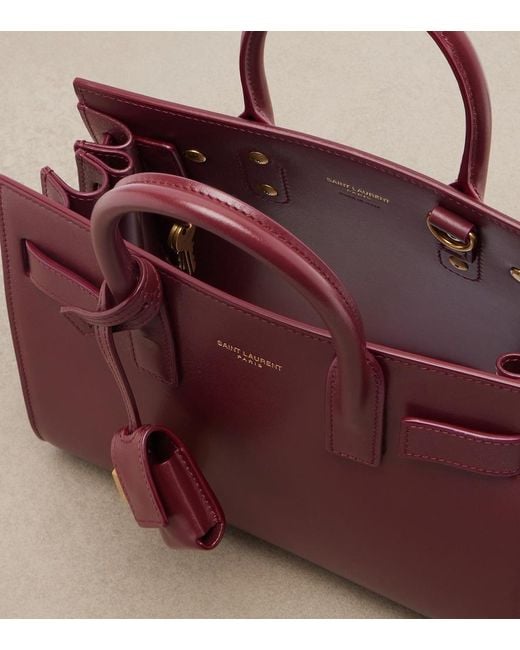 Sac De Jour Nano En Cuir Saint Laurent en coloris Red