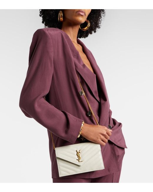 Saint Laurent Natural Portemonnaie Mit Kettenriemen Cassandre Envelope