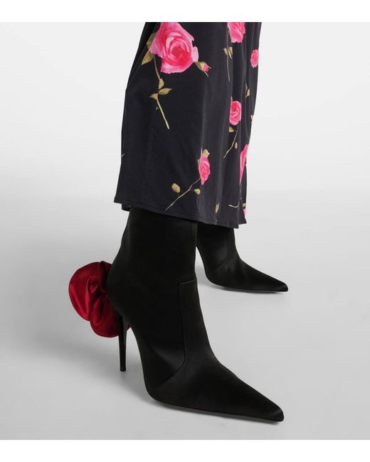 Botas altas de saten con apliques florales Magda Butrym de color Black
