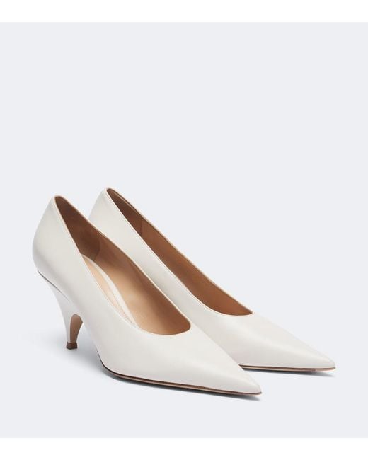 Gianvito Rossi White Sofia Leather Pumps