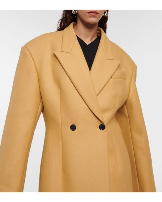 Manteau Conor en laine melangee Khaite en coloris Yellow