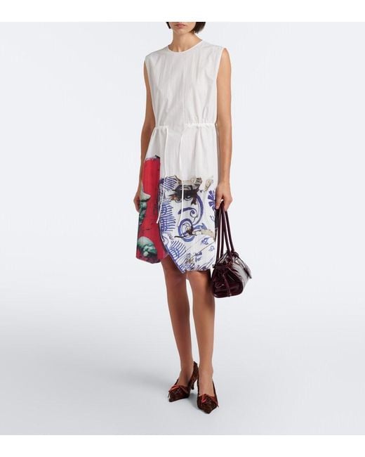 Pumps di Prada in Brown