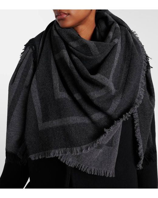 Totême  Black Monogram Wool And Cashmere Scarf