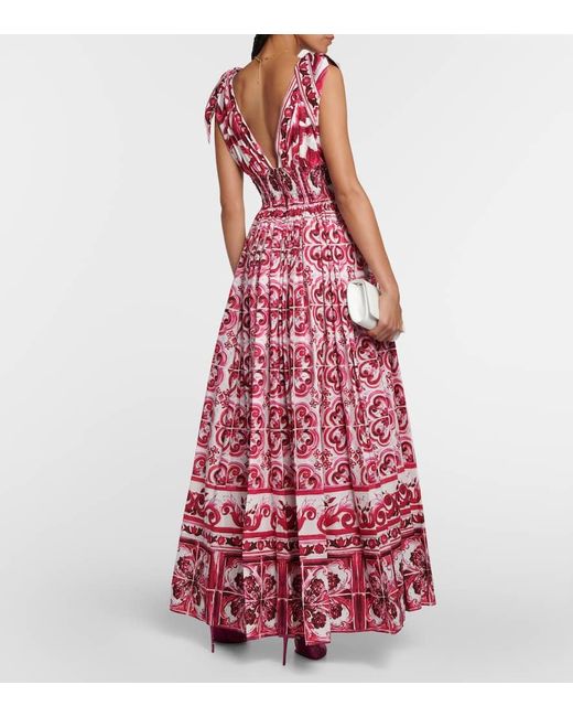 Vestido largo con estampado mayólica Dolce & Gabbana de color Red