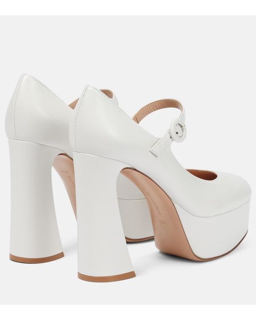 Gianvito Rossi Mary Jane Leather Pumps in White | Lyst