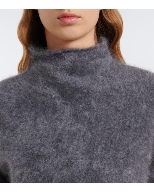 Lisa Yang Gray Sandy Cashmere Turtleneck Sweater