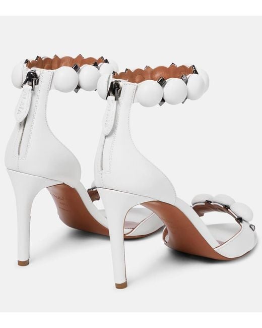 Sandalias La Bombe 90 De Piel Adornadas Alaïa de color White
