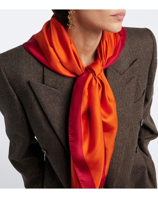 Sciarpa Cassandre di Saint Laurent in Orange