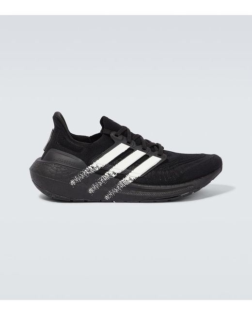 Sneakers Ultraboost Light di Y-3 in Black