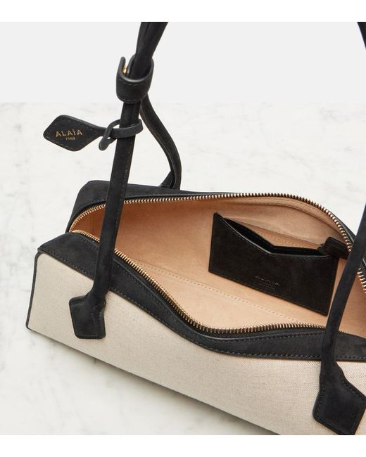 Borsa A Spalla Le Teckel Medium di Alaïa in Natural