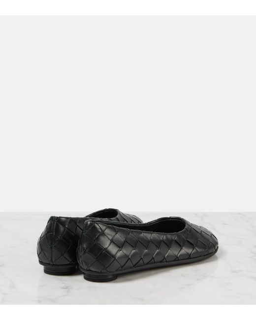 Bottega Veneta Black Intrecciato Leather Ballet Flats