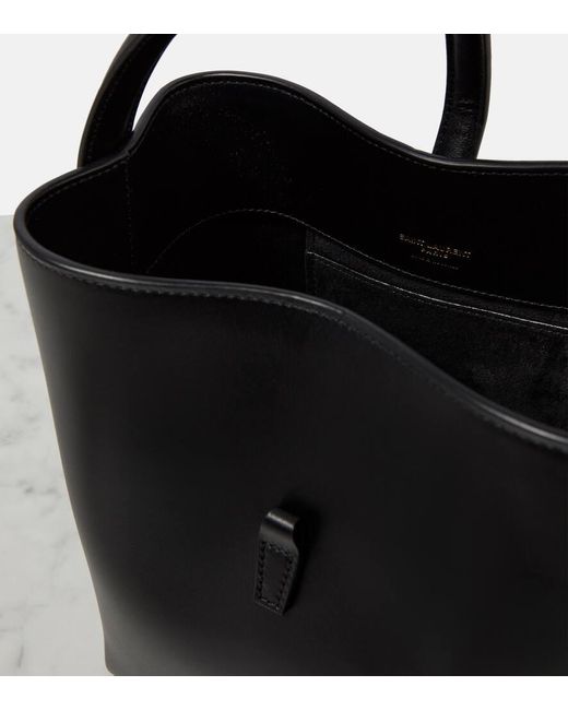 Saint Laurent Black Bucket-Bag Le 37 Small aus Leder
