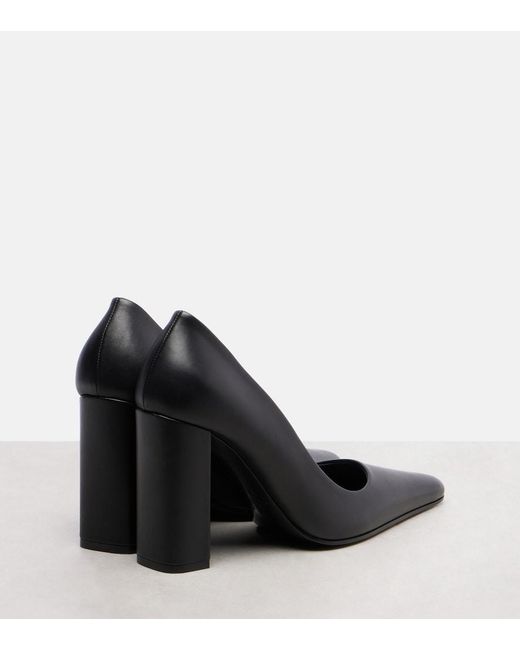 Alaïa Black Pointy Leather Pumps