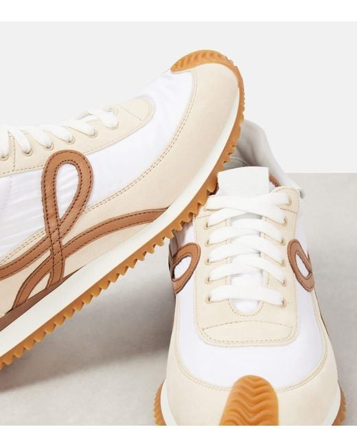 Baskets Flow Runner 2.0 En Daim Loewe en coloris White