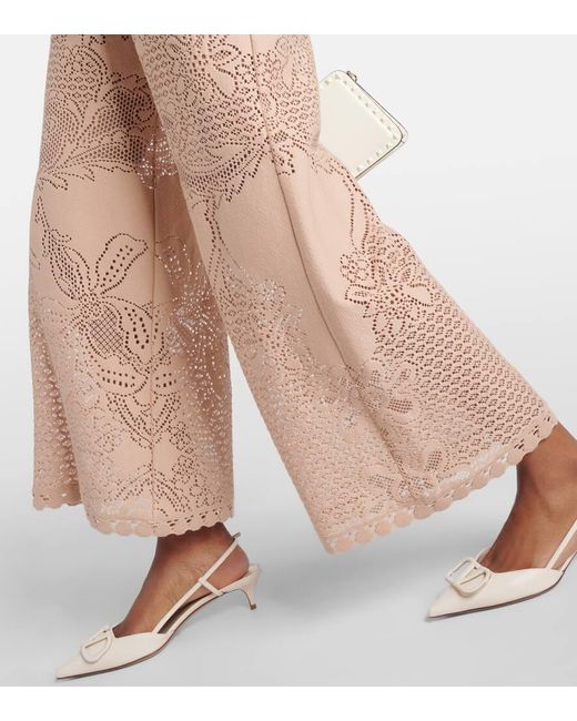 Pantalones anchos de encaje de guipur Valentino de color Natural