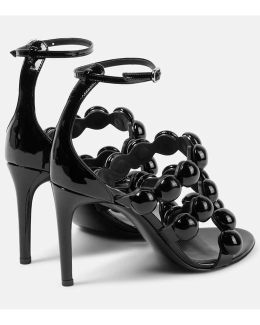Sandales La Bombe 90 En Cuir Verni Alaïa en coloris Black