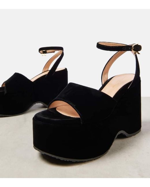Sandales Compensees En Velours Gianvito Rossi en coloris Black