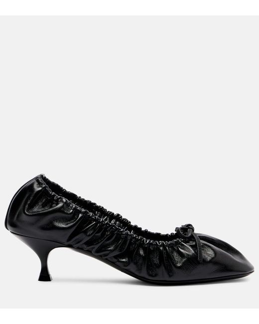 Herbert Levine Black Pumps Gather Around Aus Leder