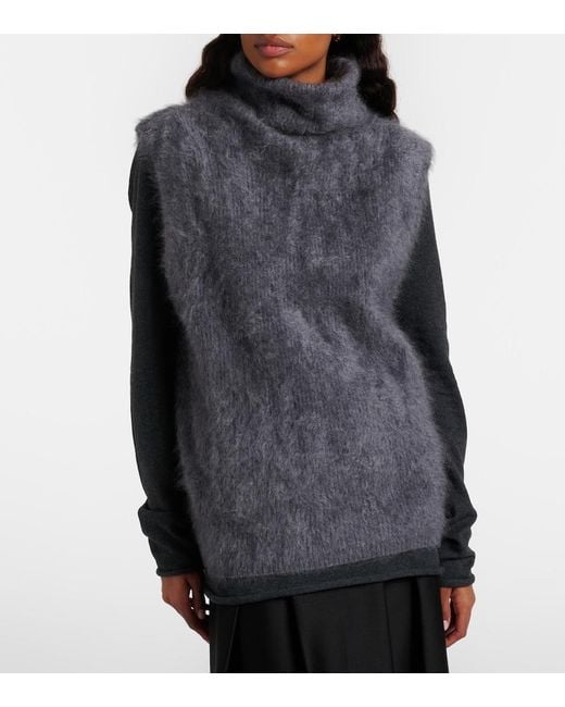 Lisa Yang Blue Aisla Cashmere Turtleneck Sweater