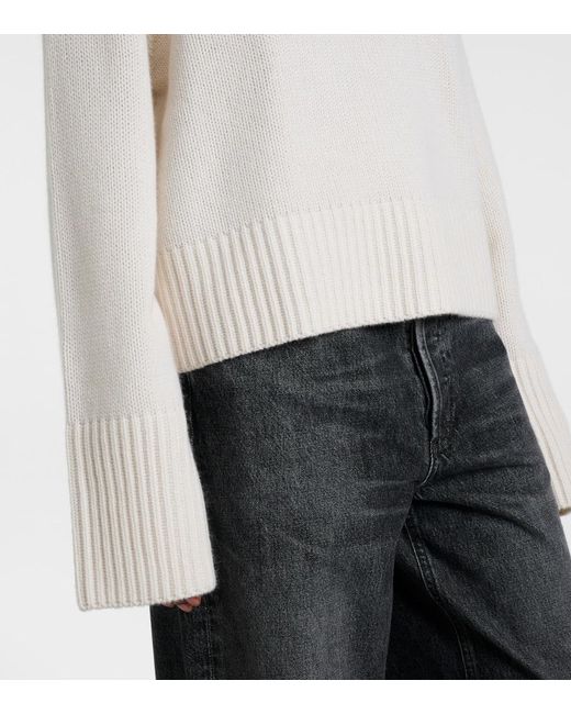 Lisa Yang White Fleur Cashmere Turtleneck Sweater