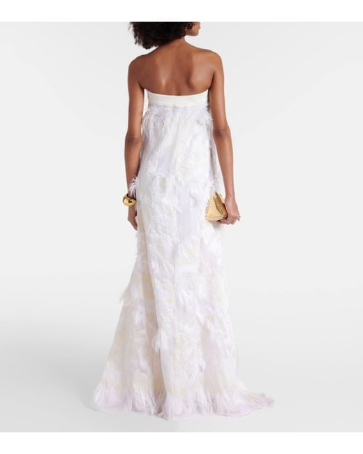 ‎Taller Marmo White Bridal Trapeze Fringed Jacquard Gown