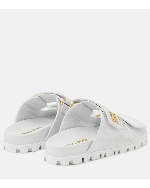 Sandalias De Piel Efecto Desgastado Miu Miu de color White