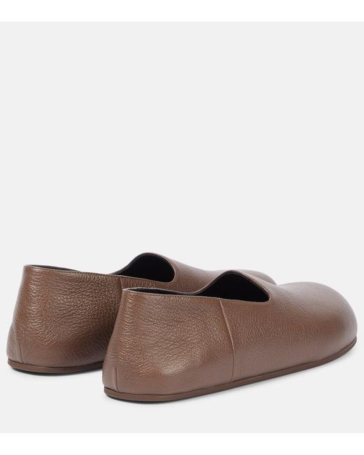 The Row Hugh Leather Slip-On Shoes in Brown | Lyst
