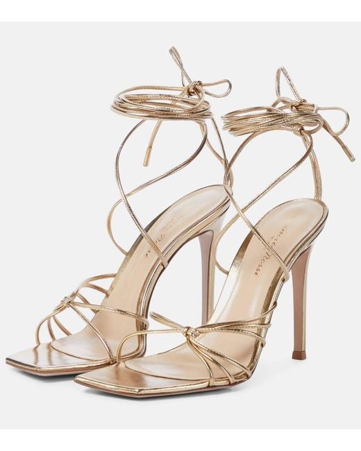Gianvito Rossi Natural Sandalen Aus Metallic-Leder