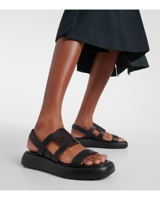 Tod's Black Catena Leather Sandals