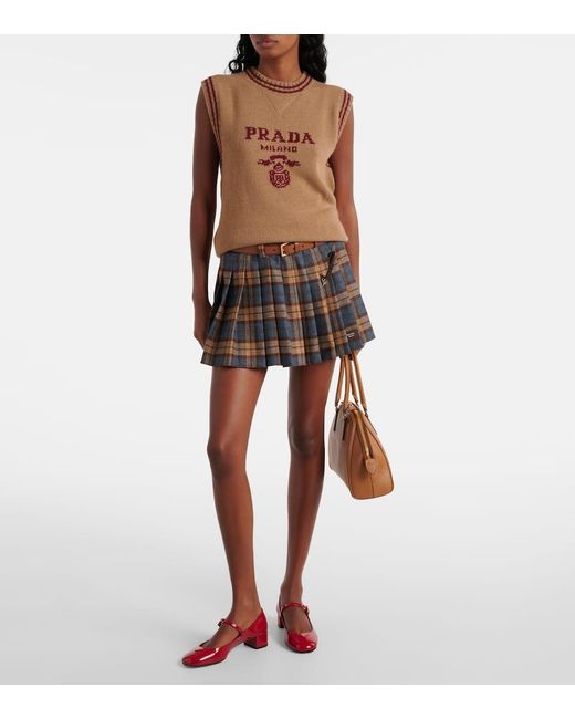 Chaleco De Lana Y Cachemir Con Logo Prada de color Brown