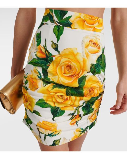Minifalda en mezcla de seda floral Dolce & Gabbana de color Yellow
